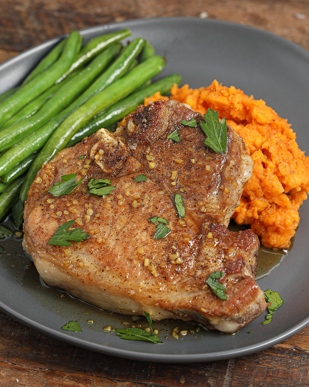 Pork Chops with Apple Cider Glaze
