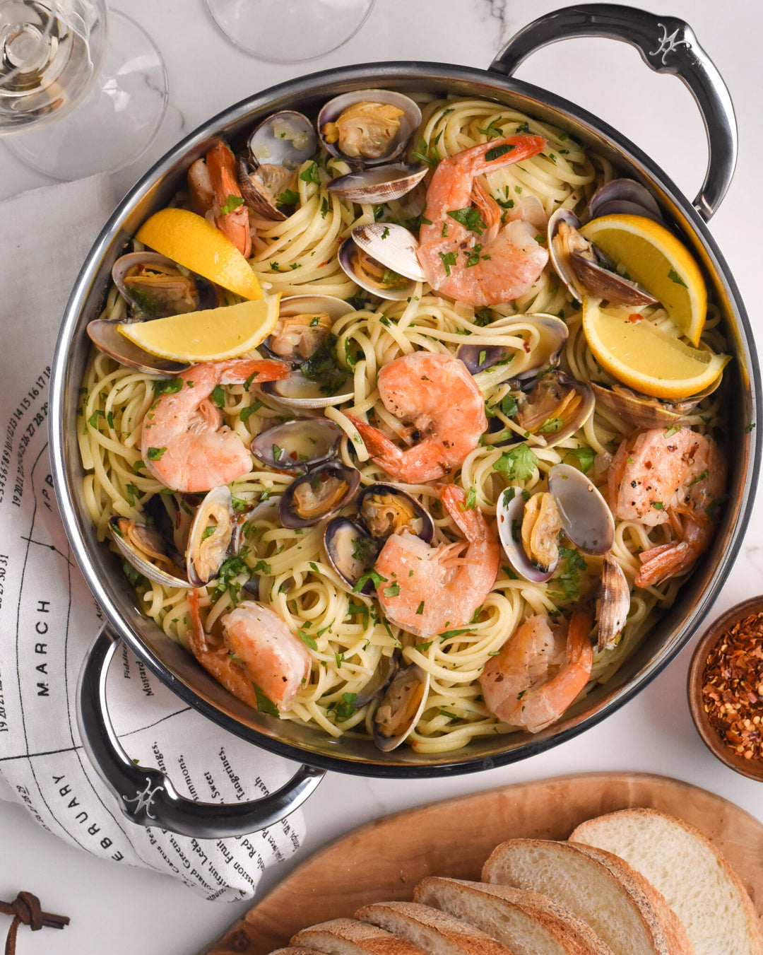 Spicy Linguine with Clams and Shrimp - Hestan Culinary