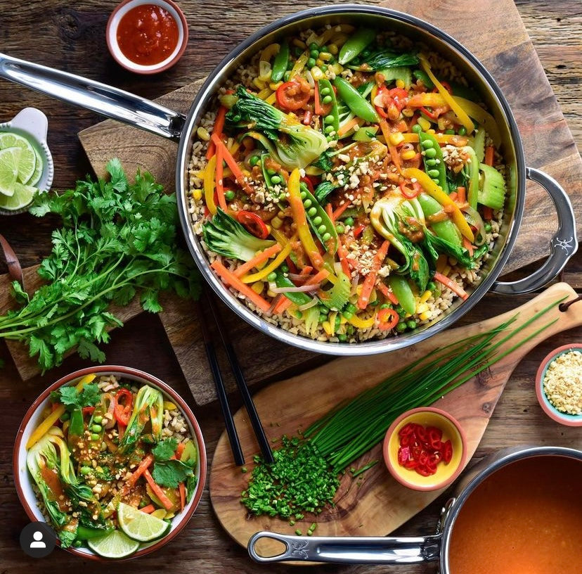 Red Thai Curry Peanut Sauce & Vegetables - Hestan Culinary