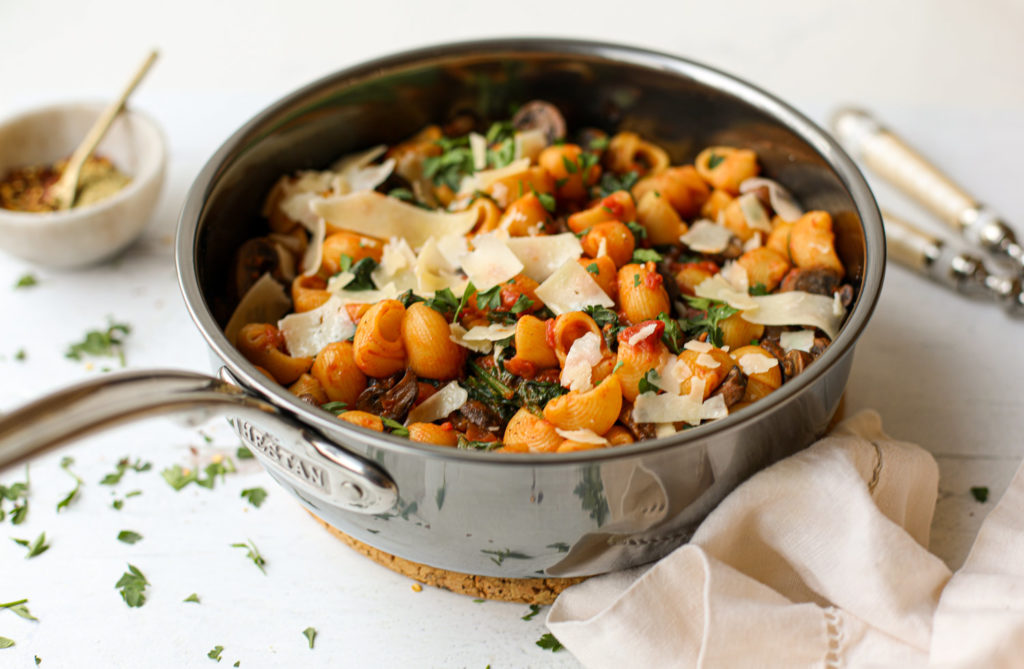 Shellbows with Red Sauce, Mushrooms and Spinach - Hestan Culinary